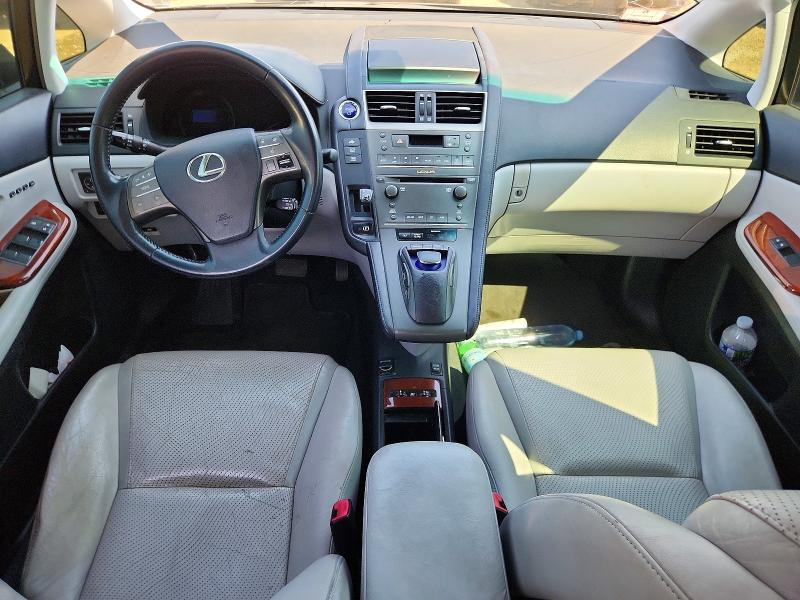 Photo 8 from auction – 2010 LEXUS HS with VIN JTHBB1BA3A2013134