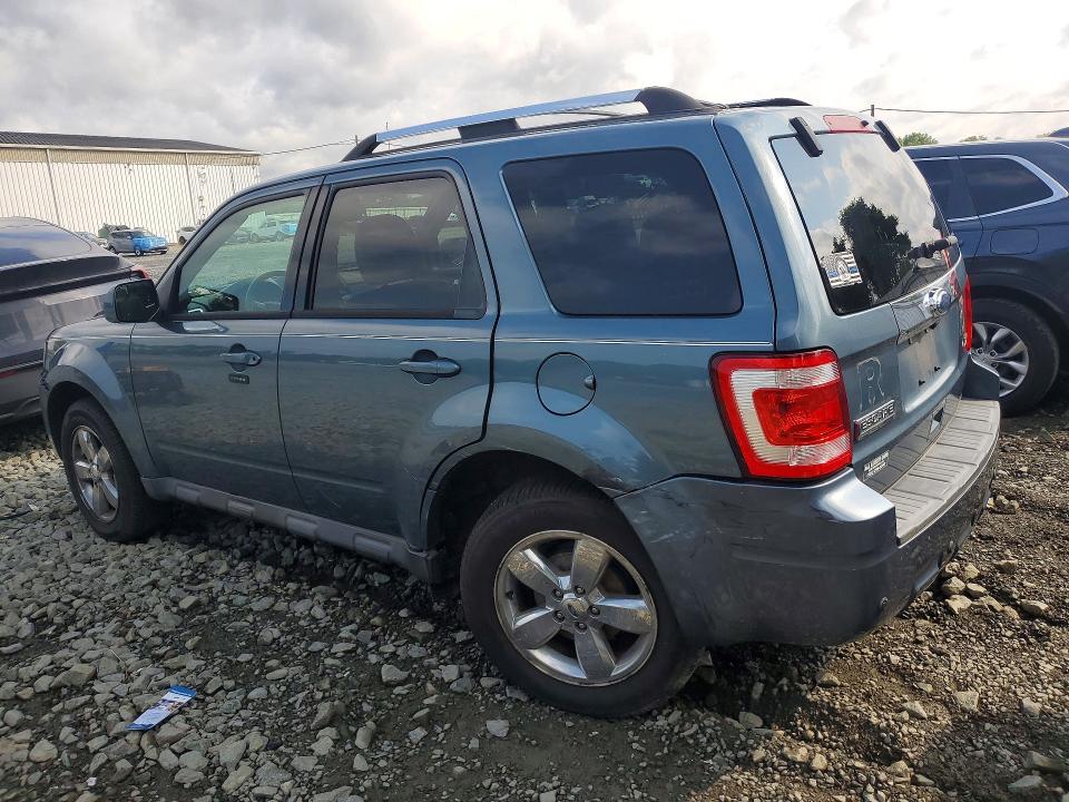 Photo 2 from auction – 2011 FORD ESCAPE with VIN 1FMCU9EG1BKB17956