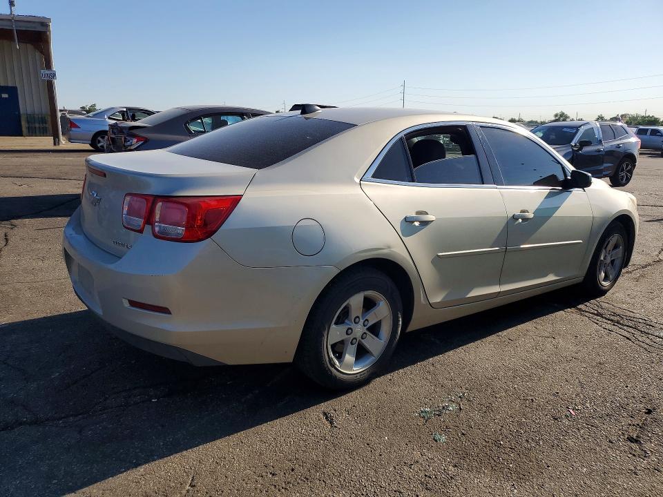 Photo 3 from auction – 2014 CHEVROLET MALIBU with VIN 1G11B5SL6EF178365