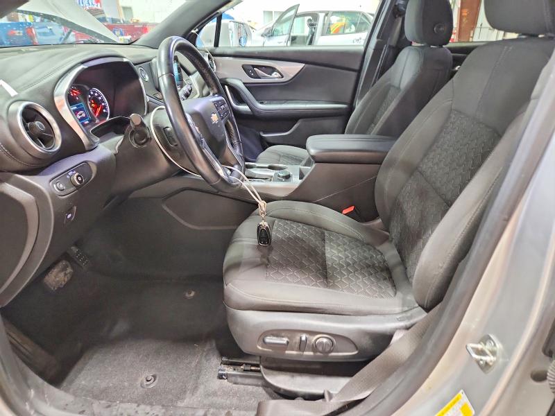 Photo 7 from auction – 2020 CHEVROLET BLAZER with VIN 3GNKBHR47LS682810