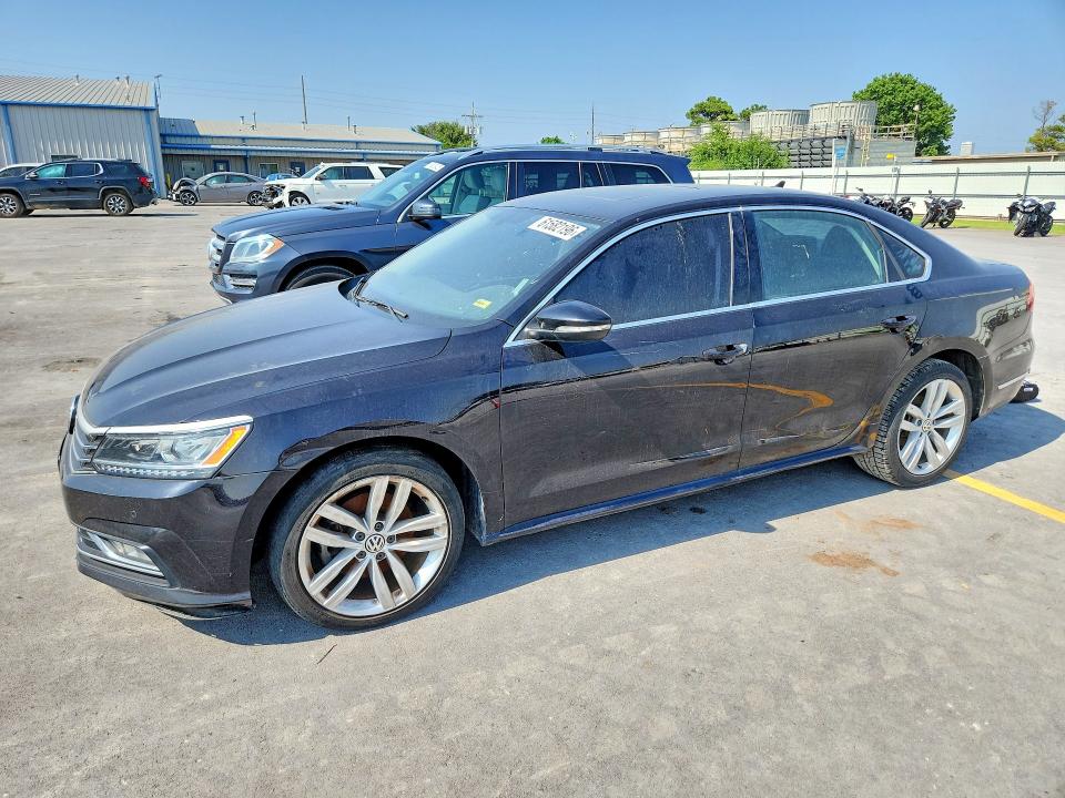 VOLKSWAGEN PASSAT 2018 with VIN 1VWBA7A36JC009807 - Photo from auction