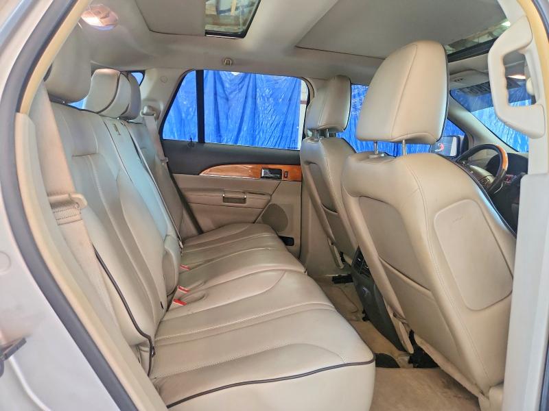 Photo 11 from auction – 2011 LINCOLN MKX with VIN 2LMDJ6JK1BBJ04919