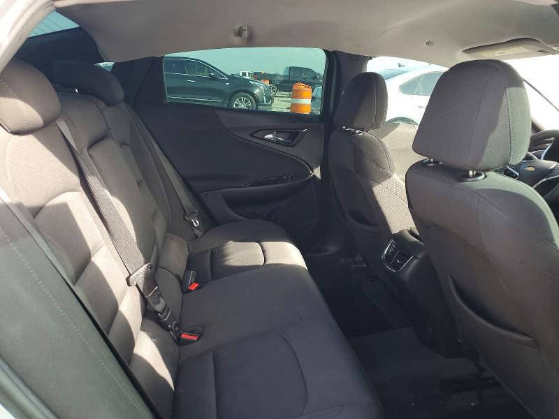Photo 10 from auction – 2019 CHEVROLET MALIBU with VIN 1G1ZD5ST4KF135071