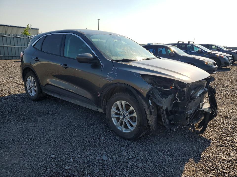Photo 4 from auction – 2020 FORD ESCAPE with VIN 1FMCU9G69LUA87504