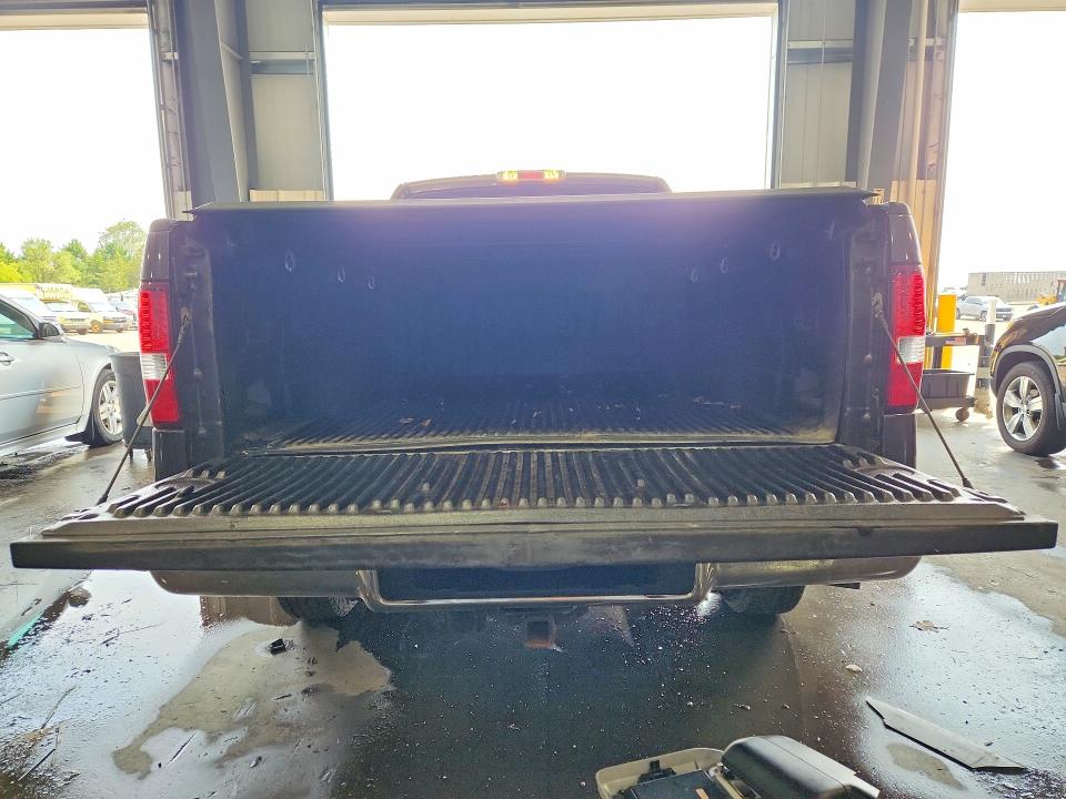 Photo 6 from auction – 2006 FORD F150 with VIN 1FTPX14VX6NB44334