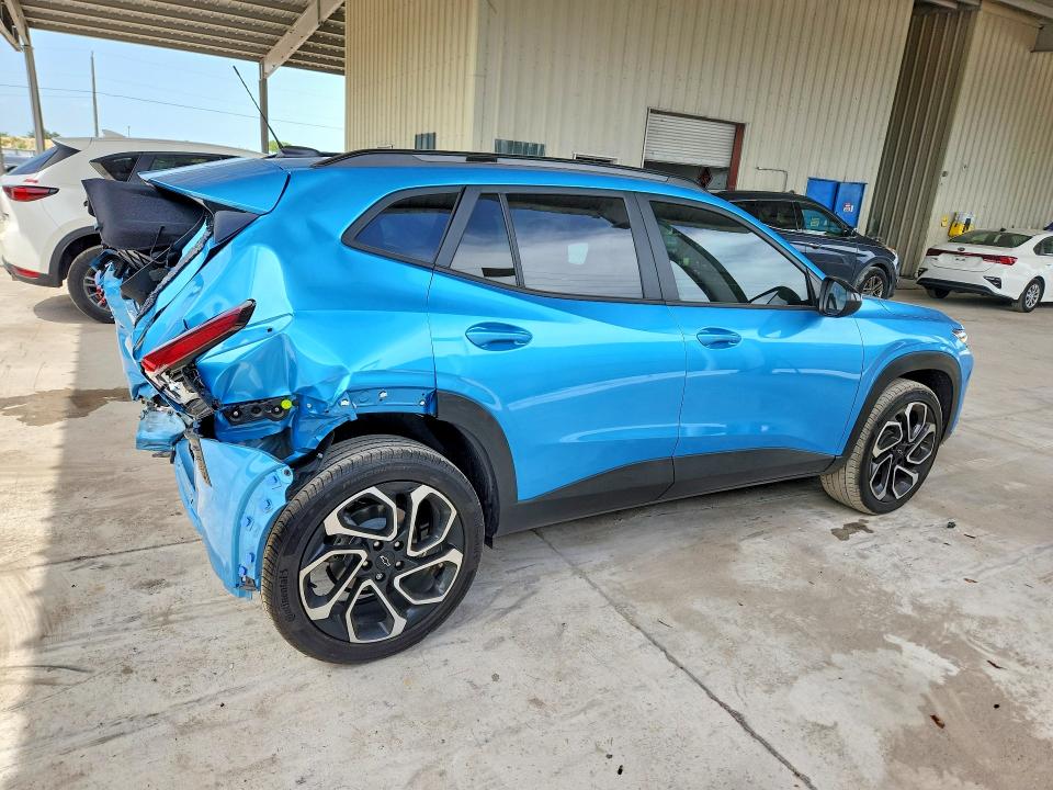 Photo 3 from auction – 2025 CHEVROLET TRAX with VIN KL77LJEP6SC094837