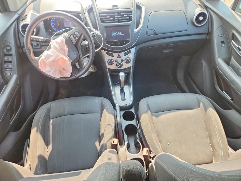 Photo 8 from auction – 2016 CHEVROLET TRAX with VIN 3GNCJPSB9GL178429