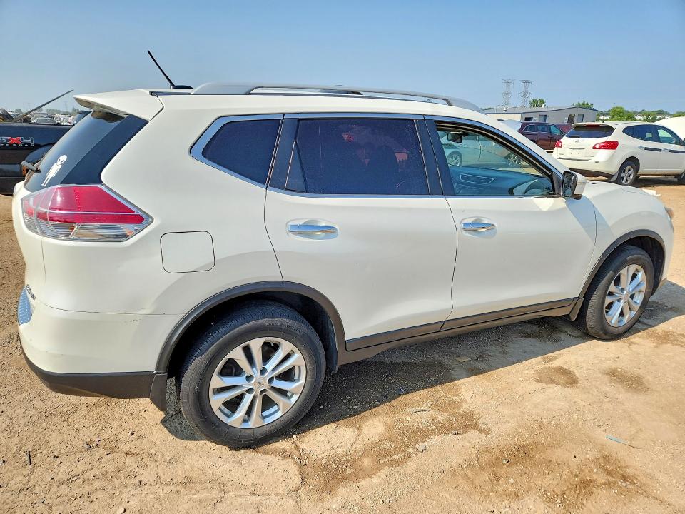 Photo 3 from auction – 2015 NISSAN ROGUE with VIN 5N1AT2MV0FC781859