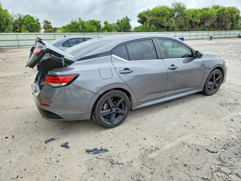 Photo 3 from auction – 2024 NISSAN SENTRA with VIN 3N1AB8DV9RY352390
