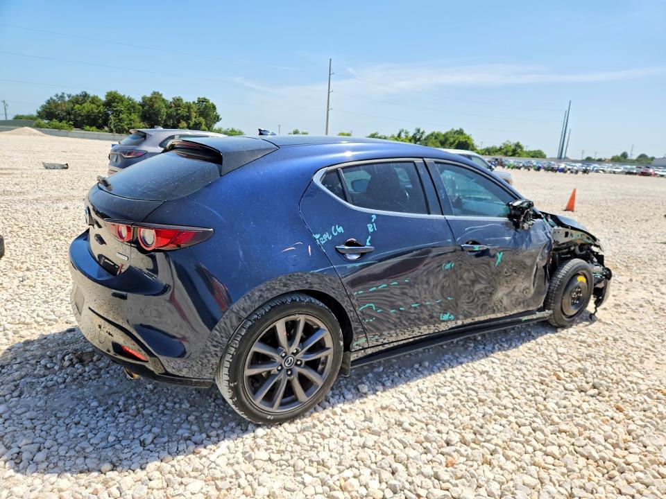 Фото 3 с аукциона – 2019 MAZDA 3 с VIN JM1BPAMMXK1146751