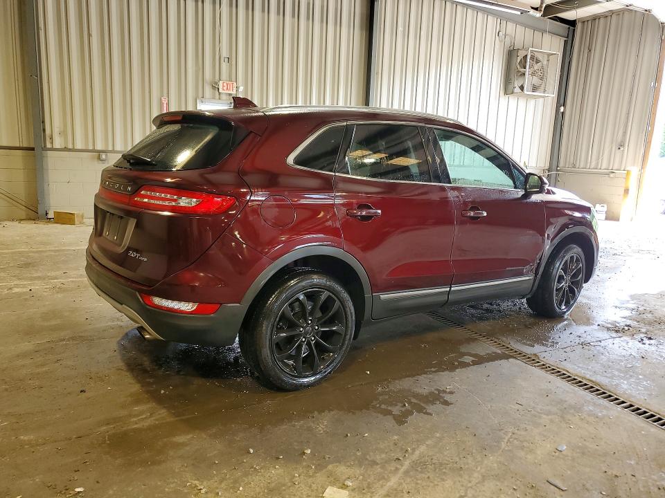 Photo 3 from auction – 2017 LINCOLN MKC with VIN 5LMCJ2D91HUL03509