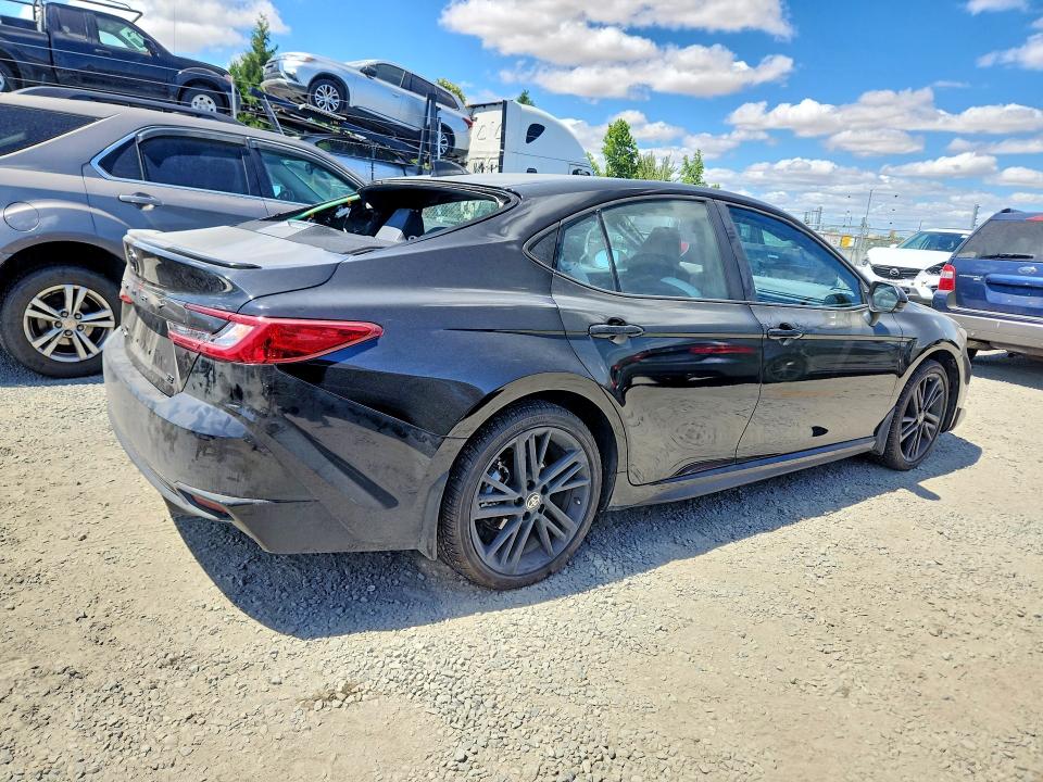 Photo 3 from auction – 2026 TOYOTA CAMRY with VIN 4T1DBADK4TU551036