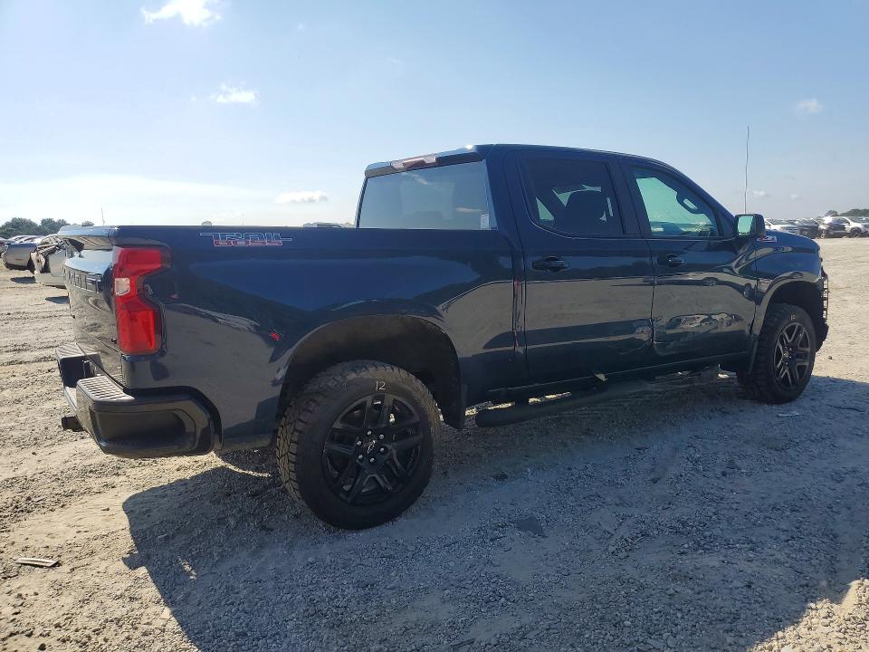 Photo 3 from auction – 2021 CHEVROLET SILVERADO with VIN 1GCPYFED7MZ441258