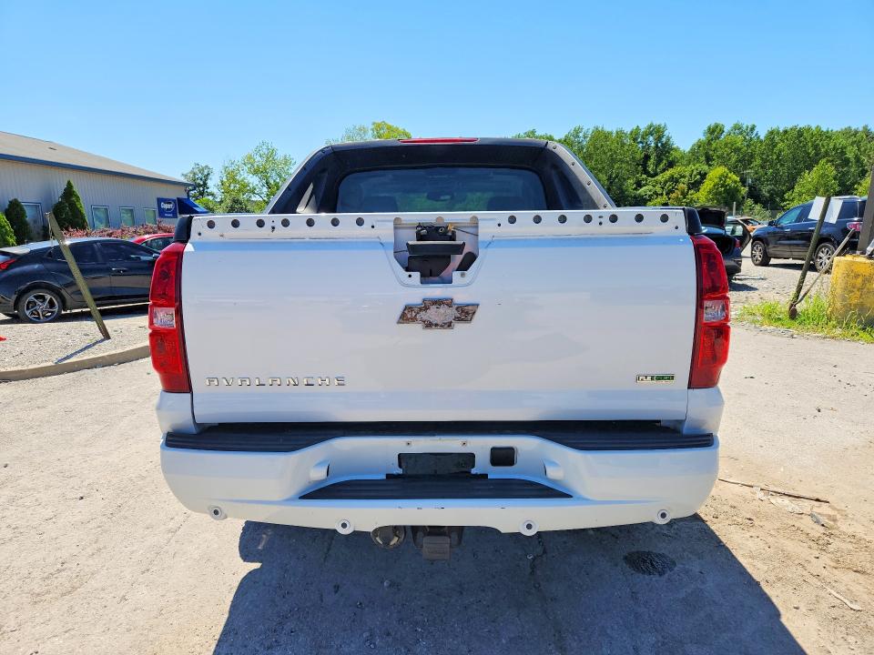 Photo 6 from auction – 2007 CHEVROLET AVALANCHE with VIN 3GNFK12377G221934