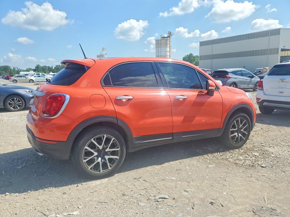 Photo 3 from auction – 2017 FIAT 500X with VIN ZFBCFYCB2HP518964