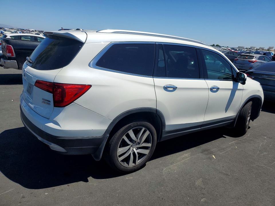 Photo 3 from auction – 2016 HONDA PILOT with VIN 5FNYF6H96GB078608