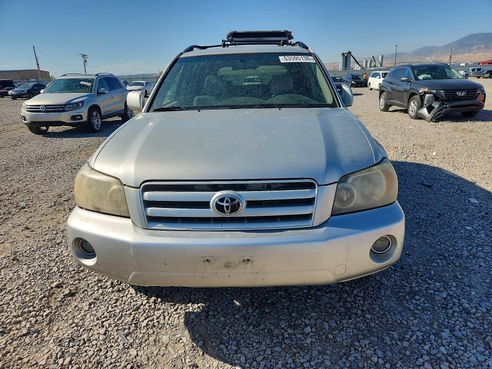Photo 5 from auction – 2005 TOYOTA HIGHLANDER with VIN JTEEP21A650076099