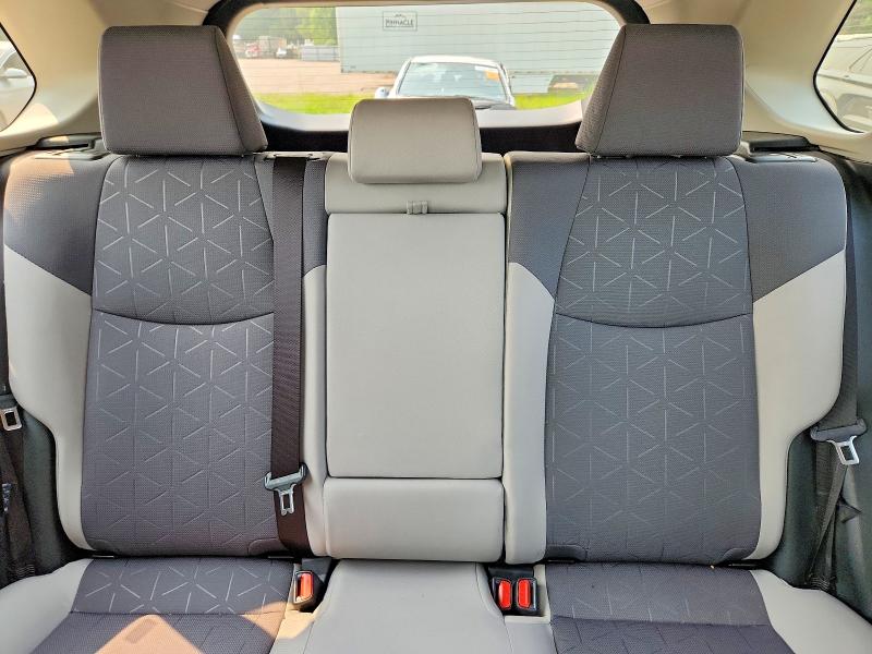 Photo 10 from auction – 2023 TOYOTA RAV4 HYBRID with VIN JTMRWRFV5PD188093