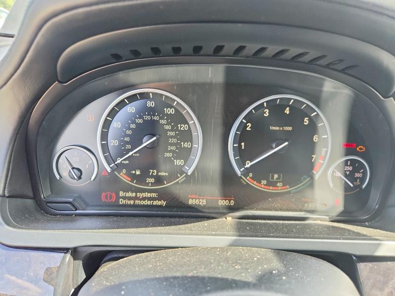 Photo 9 from auction – 2010 BMW 750 with VIN WBAKC6C5XACL67527