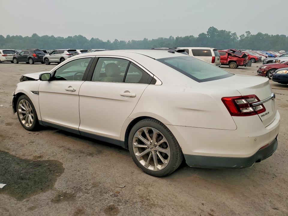 Photo 2 from auction – 2015 FORD TAURUS with VIN 1FAHP2F84FG174568