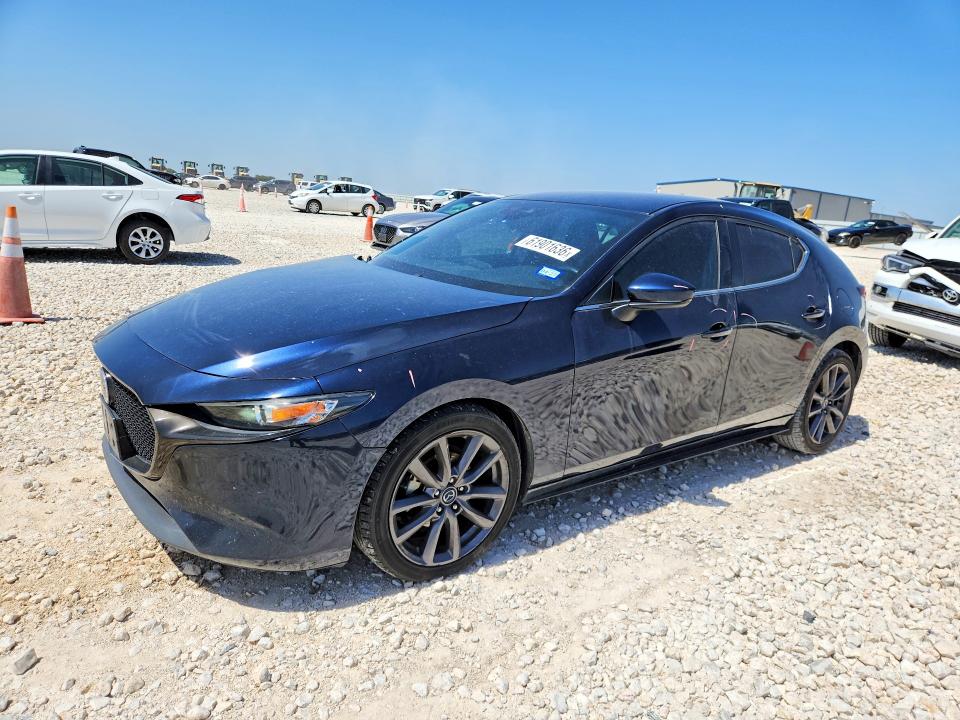 MAZDA 3 2019 с VIN JM1BPAMMXK1146751 - Фото с аукциона