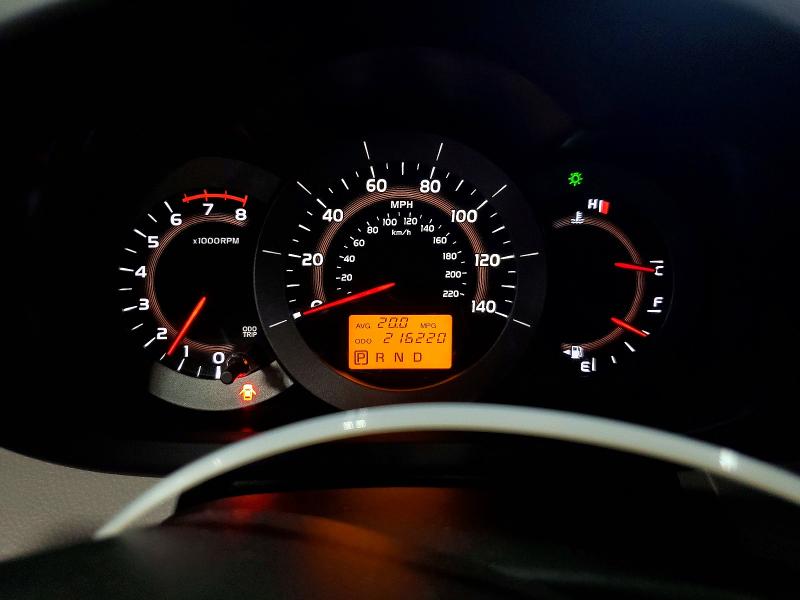Photo 9 from auction – 2011 TOYOTA RAV4 with VIN JTMBF4DV3B5041832