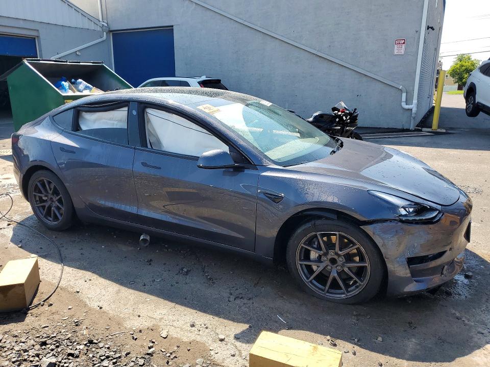 Photo 4 from auction – 2023 TESLA MODEL 3 with VIN 5YJ3E1EA5PF652422