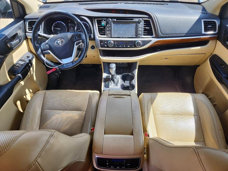 Photo 8 from auction – 2018 TOYOTA HIGHLANDER with VIN 5TDDZRFH6JS802723