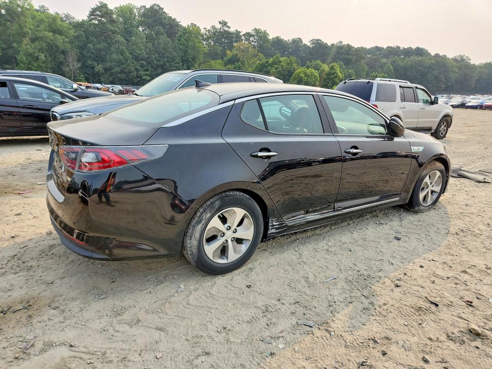 Photo 3 from auction – 2016 KIA OPTIMA with VIN KNAGM4AD6G5095217