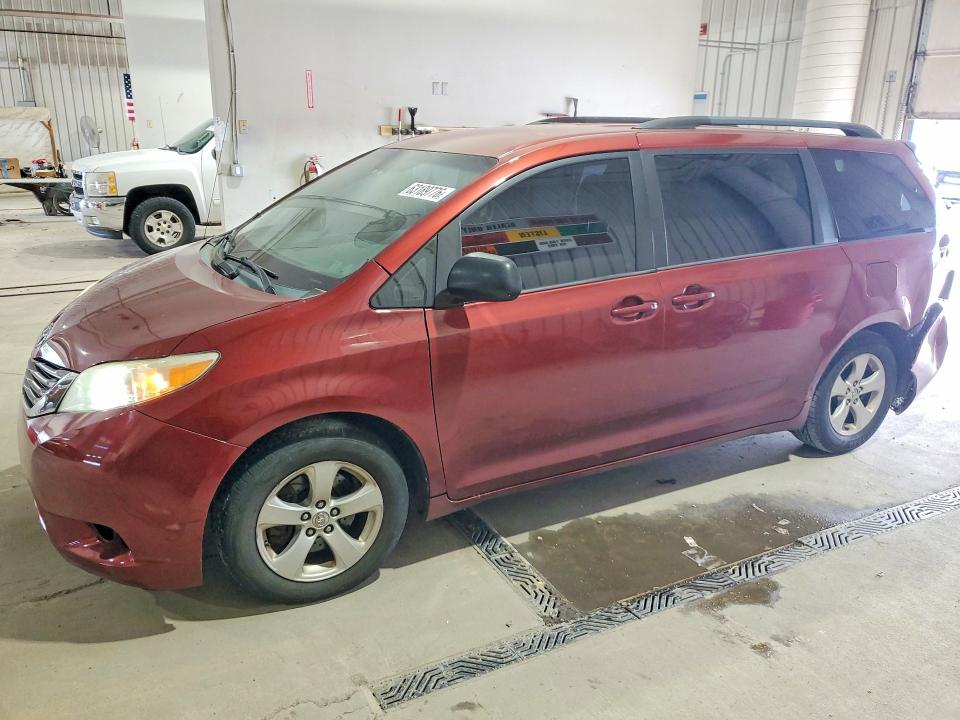 TOYOTA SIENNA 2014 with VIN 5TDKK3DC6ES485385 - Photo from auction