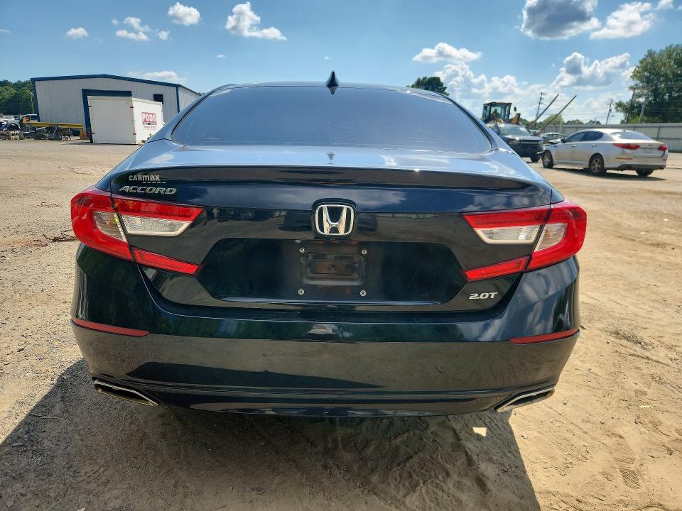 Photo 6 from auction – 2018 HONDA ACCORD with VIN 1HGCV2F53JA020625