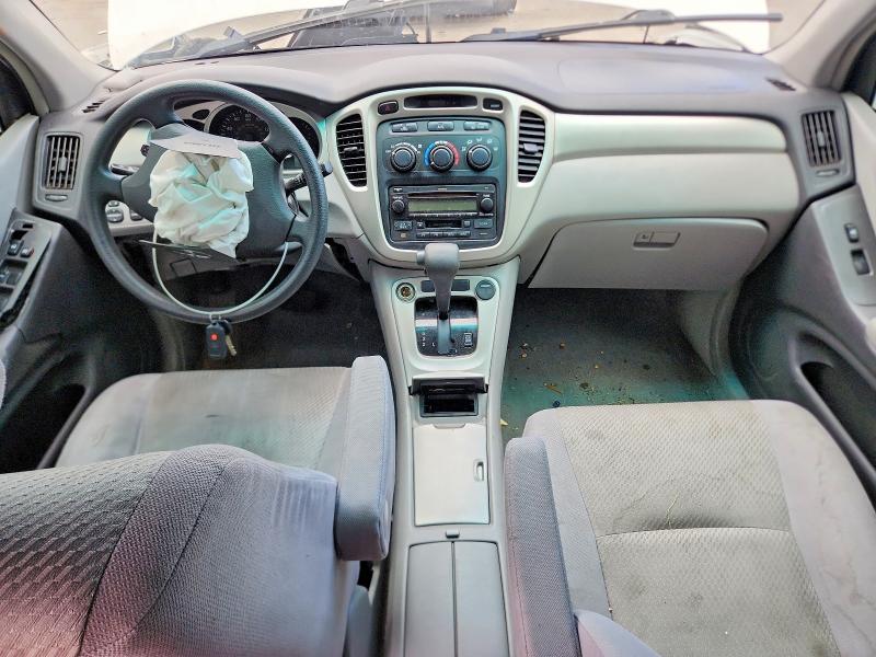 Photo 8 from auction – 2004 TOYOTA HIGHLANDER with VIN JTEEP21A940060106