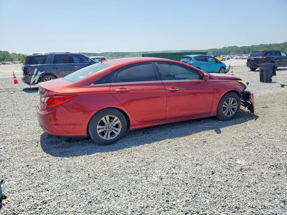 Photo 3 from auction – 2013 HYUNDAI SONATA with VIN 5NPEB4AC7DH735826