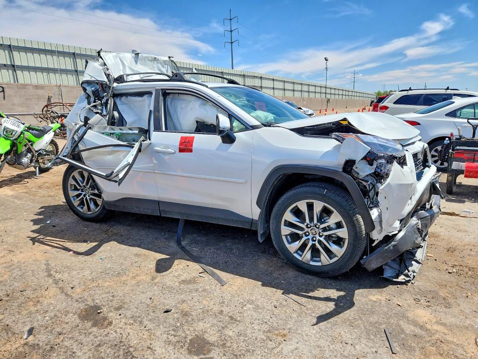 Photo 4 from auction – 2024 TOYOTA RAV4 with VIN 2T3C1RFV3RW347865
