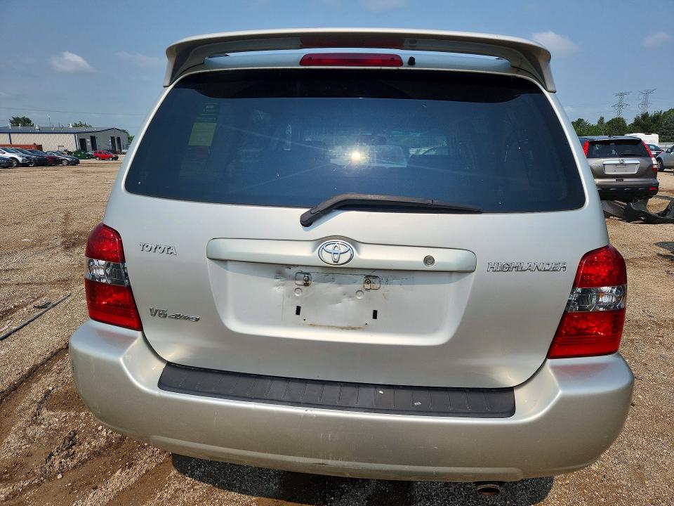 Photo 6 from auction – 2005 TOYOTA HIGHLANDER with VIN JTEEP21A550100635