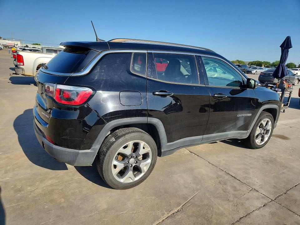 Photo 3 from auction – 2018 JEEP COMPASS with VIN 3C4NJDCB4JT435390