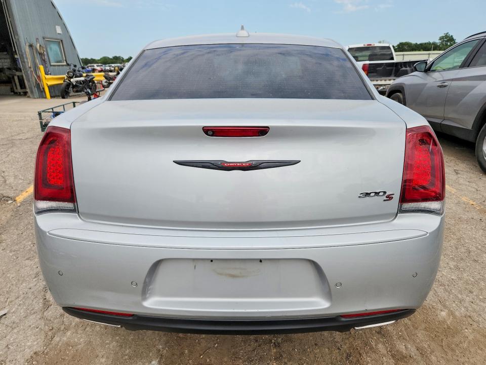 Photo 6 from auction – 2021 CHRYSLER 300 with VIN 2C3CCABG9MH567205
