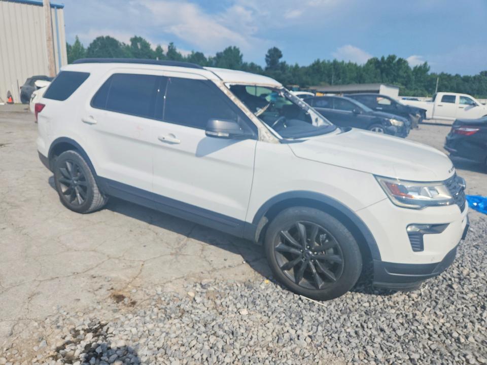 Photo 4 from auction – 2019 FORD EXPLORER with VIN 1FM5K7D8XKGA83757