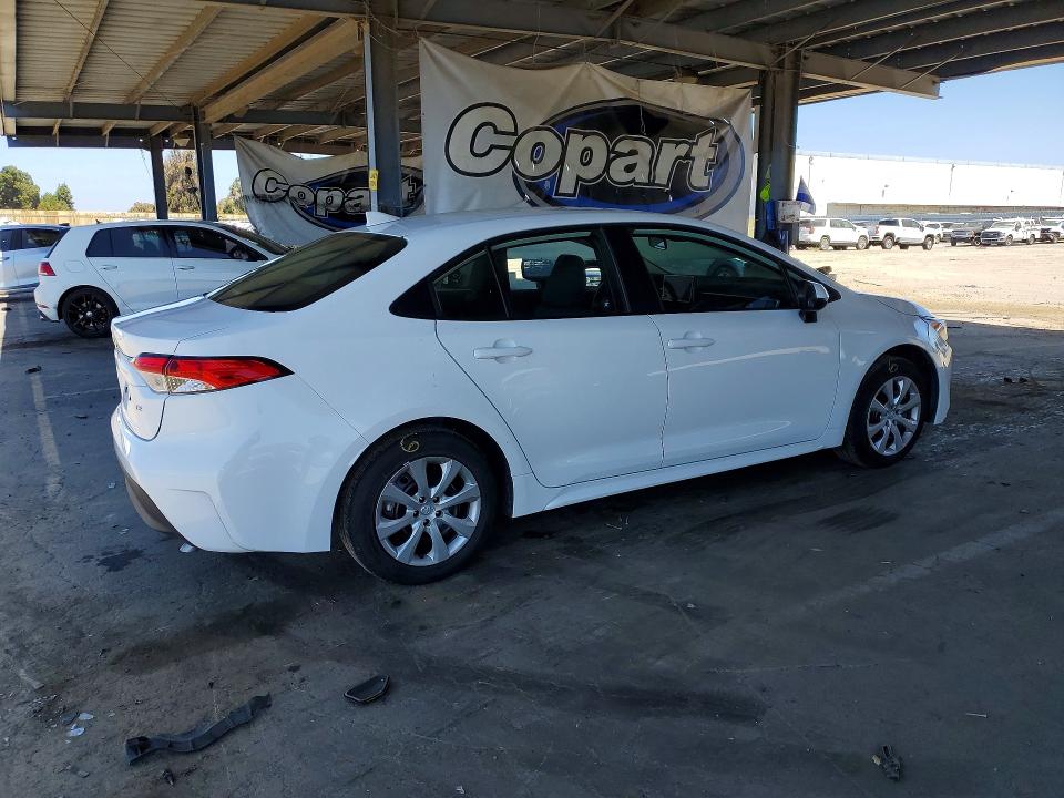 Photo 3 from auction – 2026 TOYOTA COROLLA with VIN 5YFB4MDE8TP399700