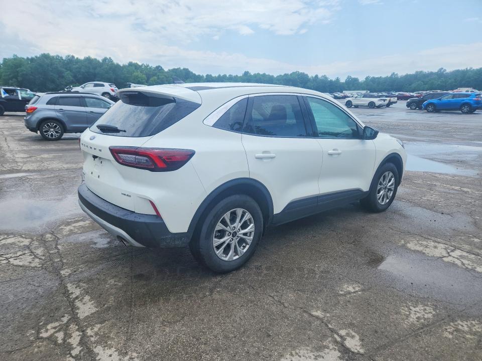 Photo 3 from auction – 2023 FORD ESCAPE with VIN 1FMCU9GN9PUB31868