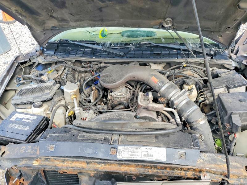 Photo 12 from auction – 1998 CHEVROLET BLAZER with VIN 1GNCT18W4WK215338