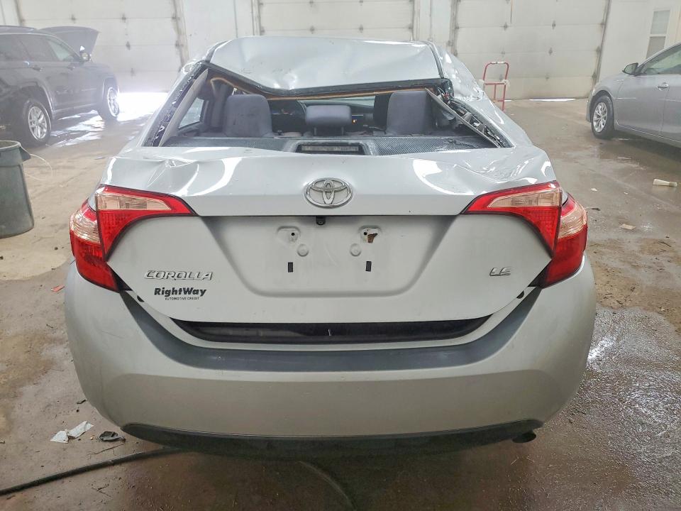 Photo 6 from auction – 2019 TOYOTA COROLLA with VIN 2T1BURHE3KC242386