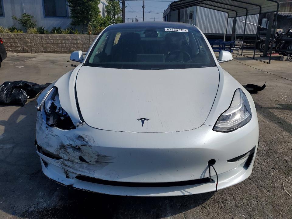 Photo 5 from auction – 2019 TESLA MODEL 3 with VIN 5YJ3E1EA3KF427375