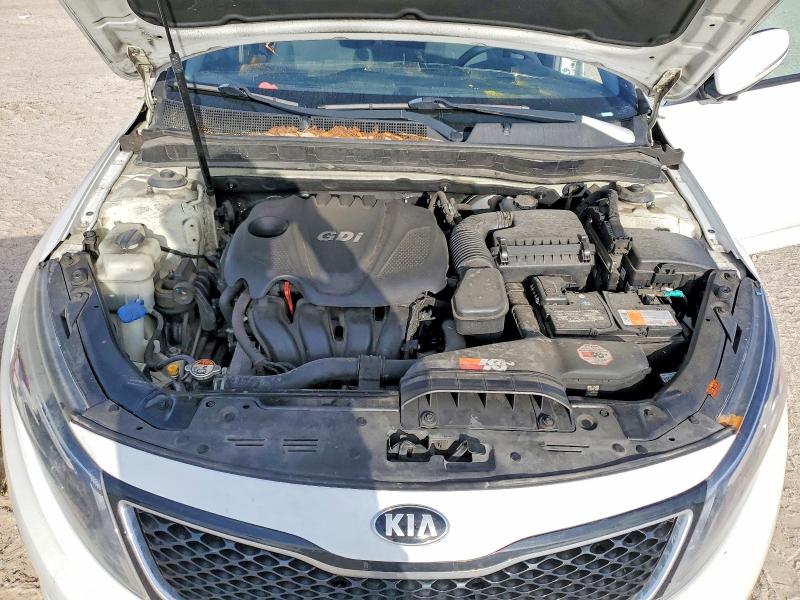Photo 11 from auction – 2015 KIA OPTIMA with VIN KNAGM4A73F5664453