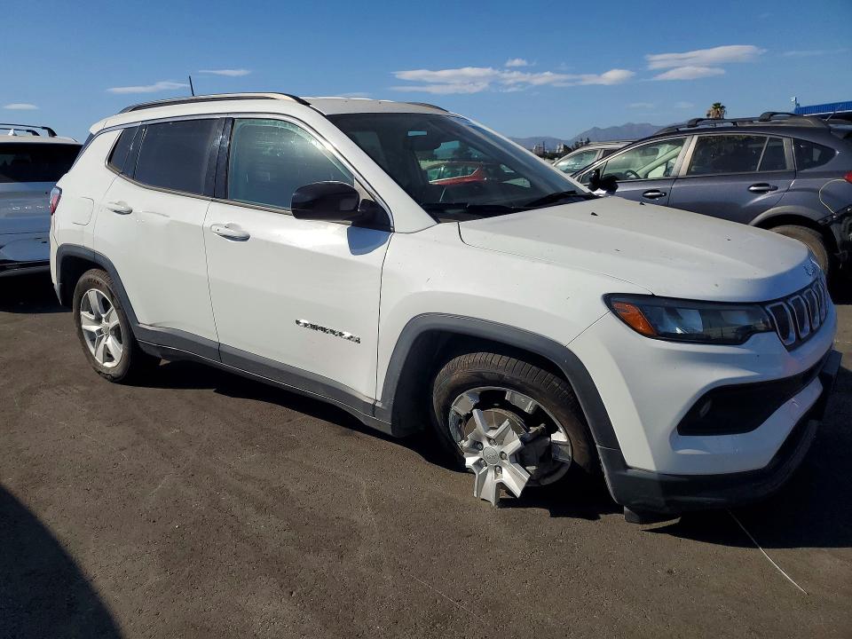 Photo 4 from auction – 2022 JEEP COMPASS with VIN 3C4NJCBB9NT139816