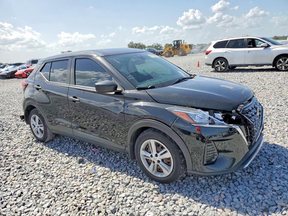 Photo 4 from auction – 2022 NISSAN KICKS with VIN 3N1CP5BV4NL477719