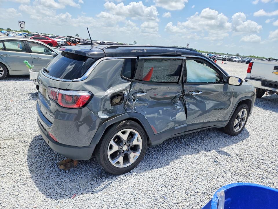 Photo 3 from auction – 2019 JEEP COMPASS with VIN 3C4NJCCB1KT748893