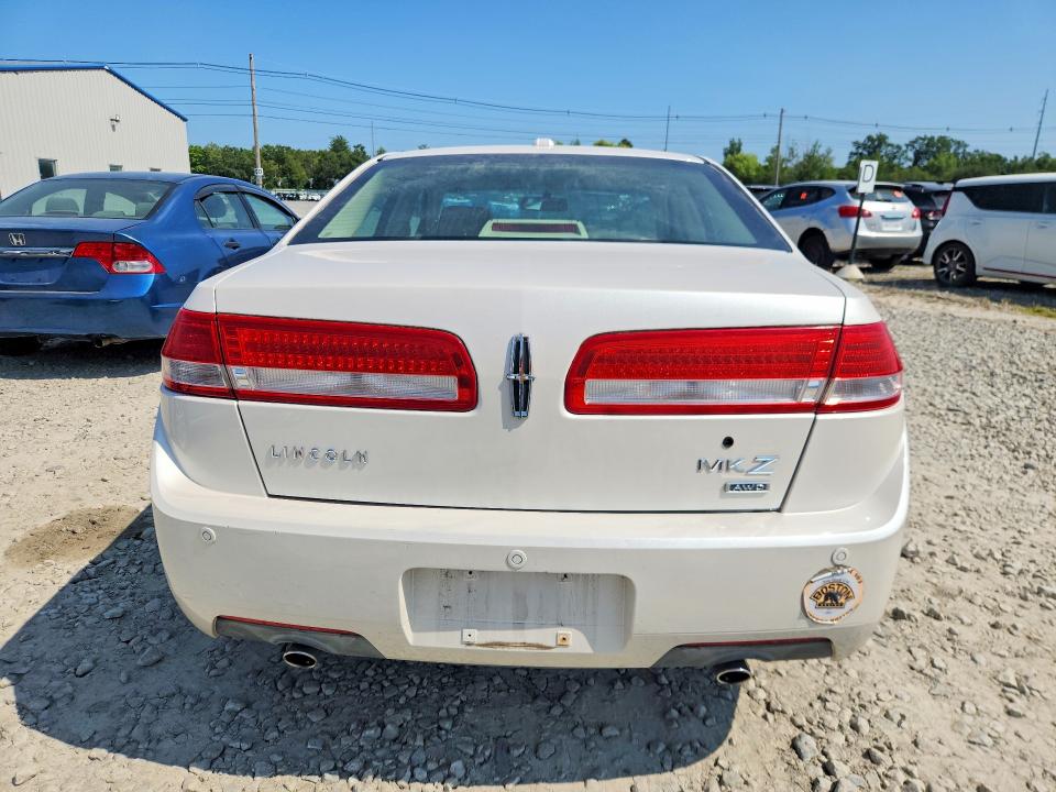 Photo 6 from auction – 2012 LINCOLN MKZ with VIN 3LNHL2JC7CR814662