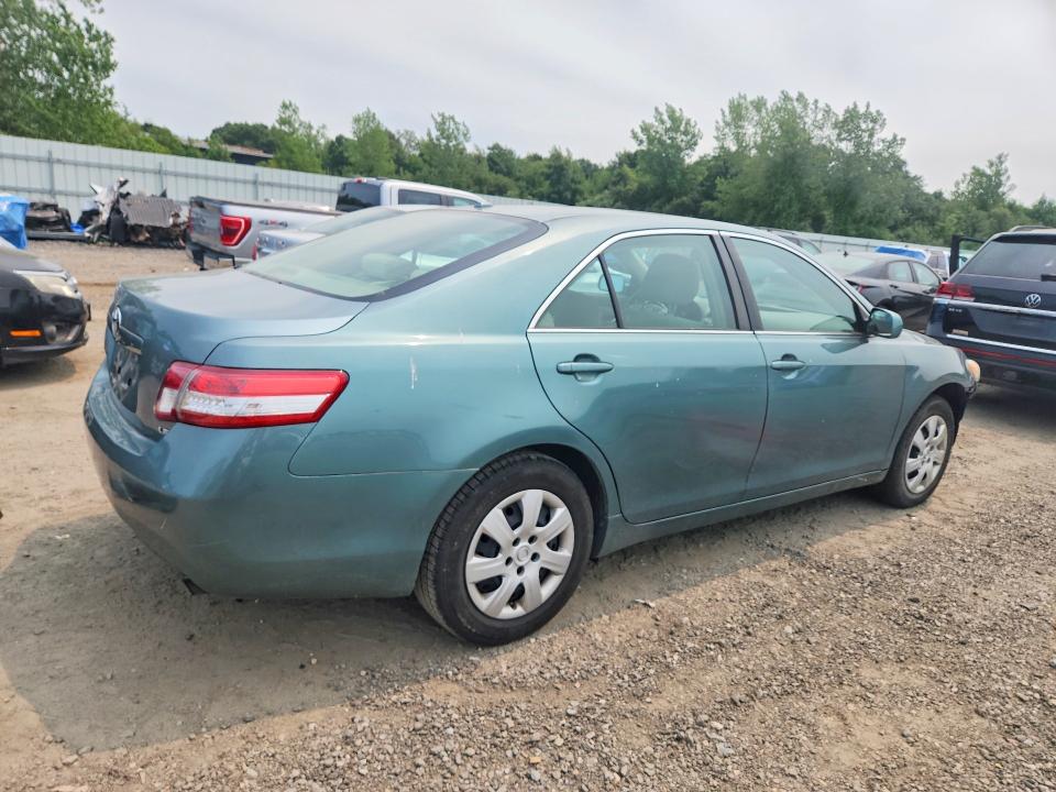 Photo 3 from auction – 2011 TOYOTA CAMRY with VIN 4T1BF3EK6BU759245