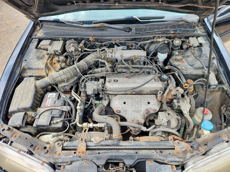 Photo 11 from auction – 1996 HONDA ACCORD with VIN 1HGCD5635TA810370